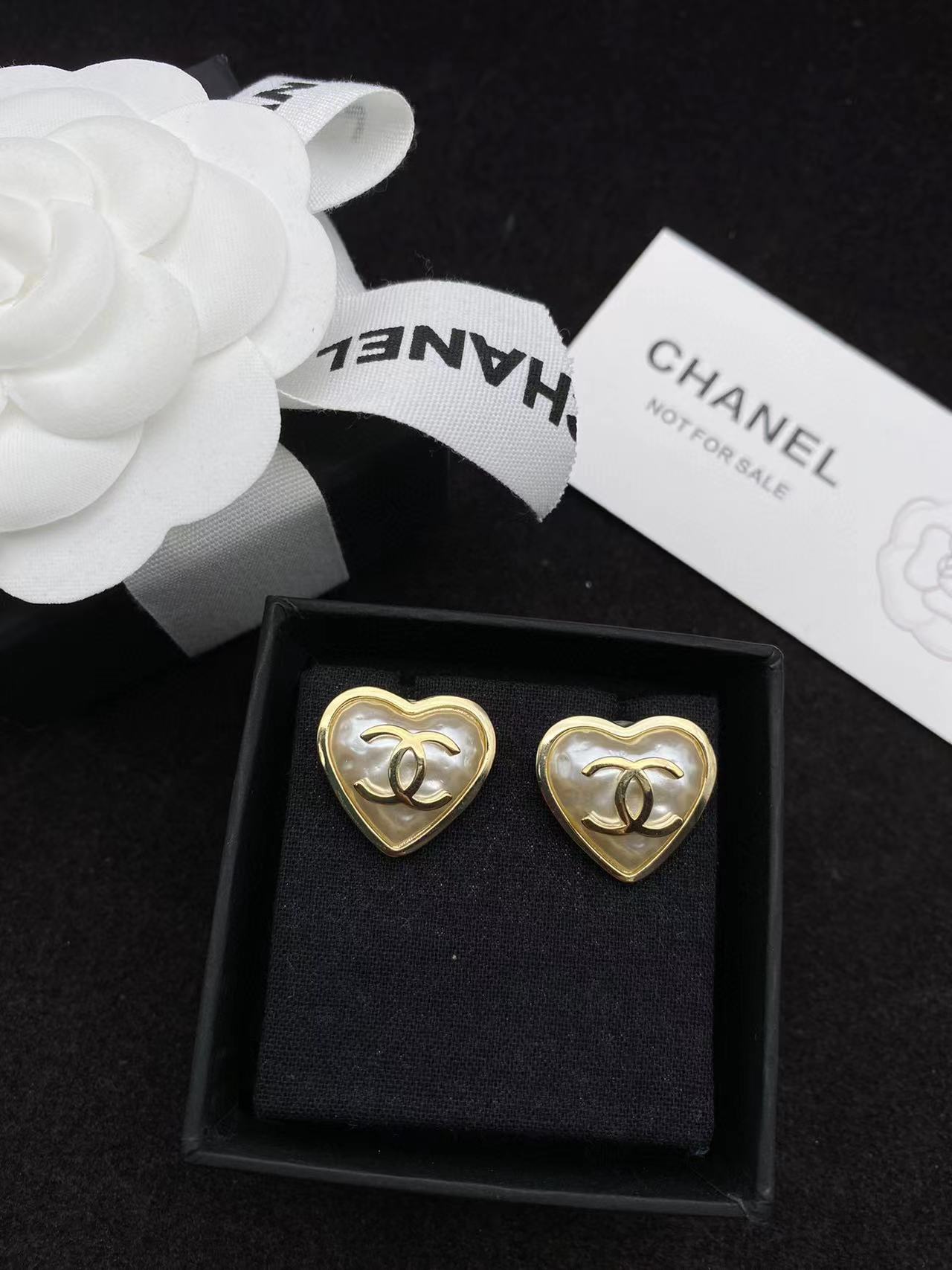 CHANE1 ハート ダブルC ピアス【 50％割引+送料無料】