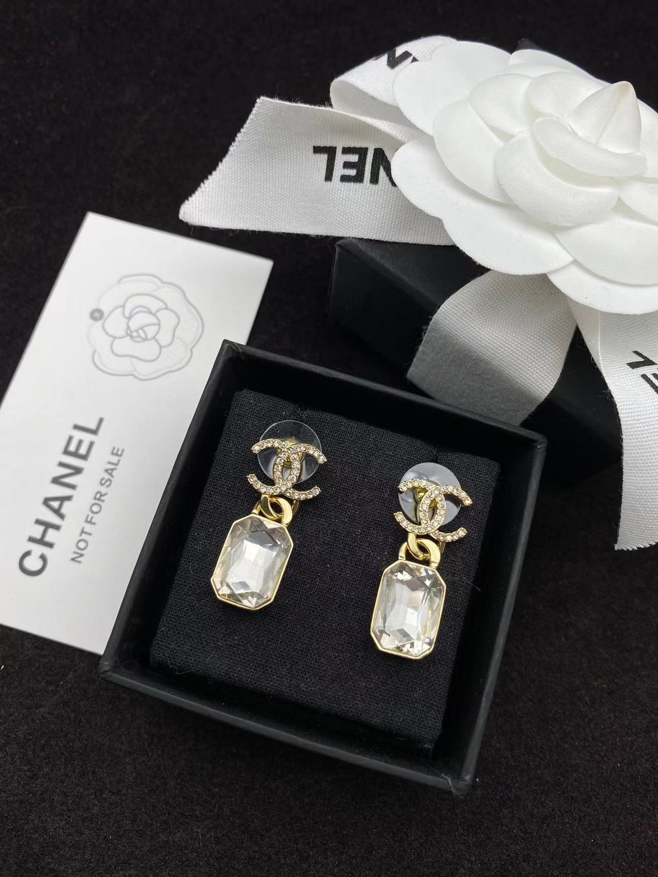 CHANE1 スクエア CC ピアス【 50％割引+送料無料】