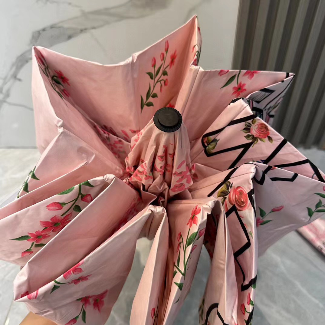 CHANE1 ビッグロゴ 小花折りたたみ傘【50％割引+送料無料】