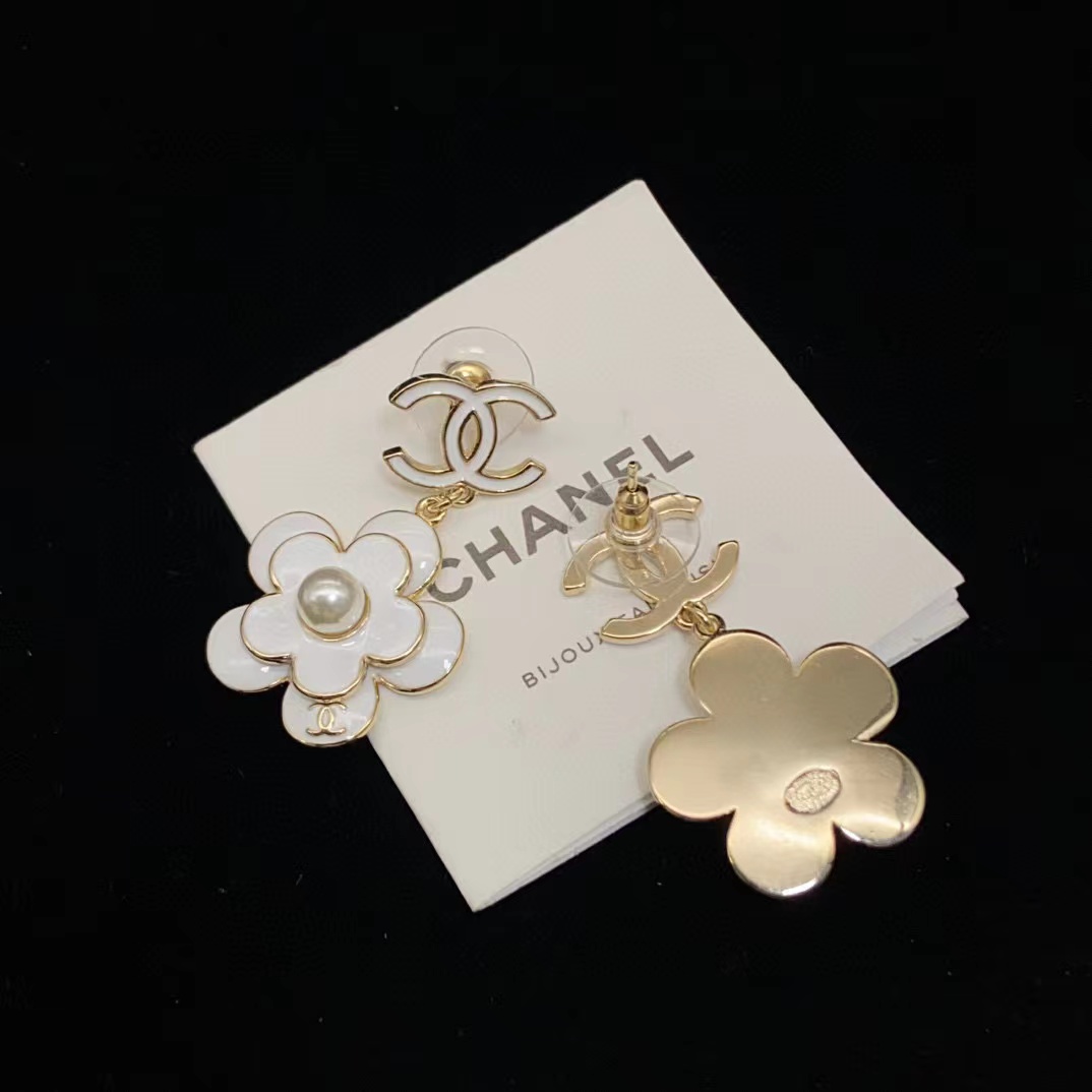 CHANE1 カメリア イヤリング【50%割引+送料無料】