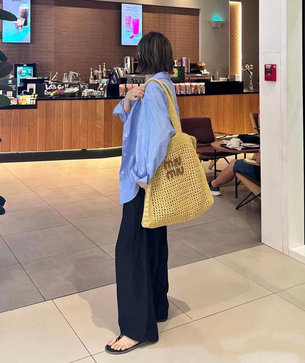 M1UM1U中抜き文字ストローバッグ【50％割引+送料無料】