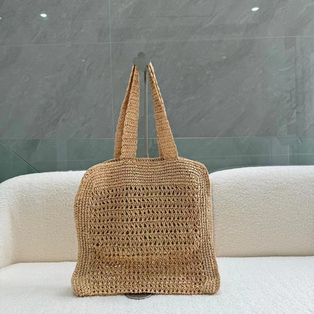 M1UM1U中抜き文字ストローバッグ【50％割引+送料無料】