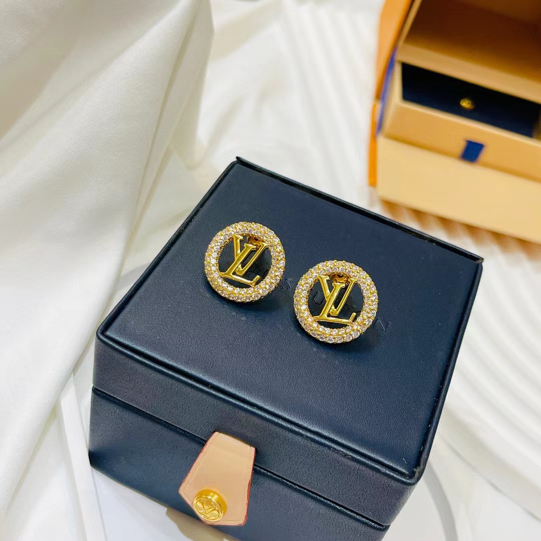 LV ラウンド ダイヤモンド スタッド ピアス【50％割引+送料無料】