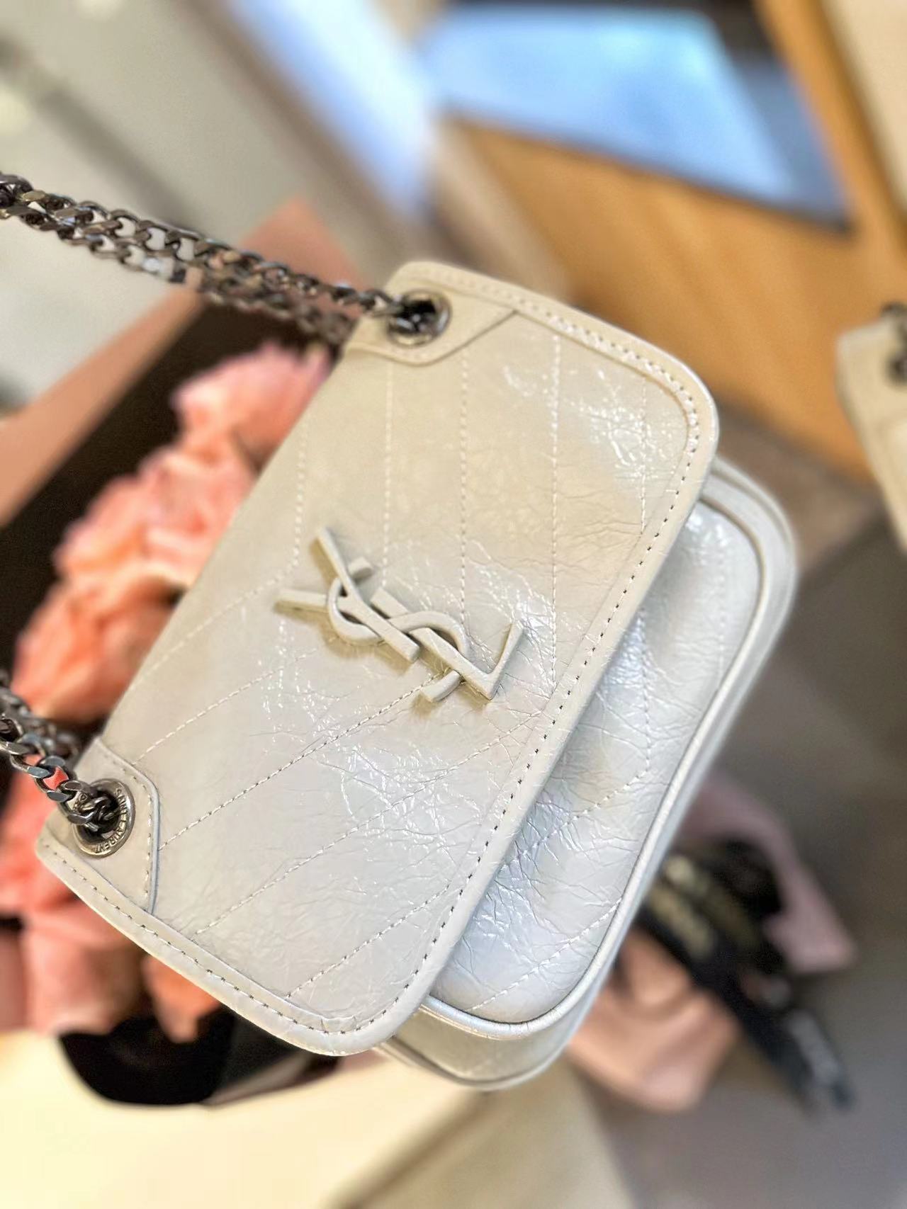 YSLクラシックチェーンショルダークロスボディバッグ【50％割引+送料無料】