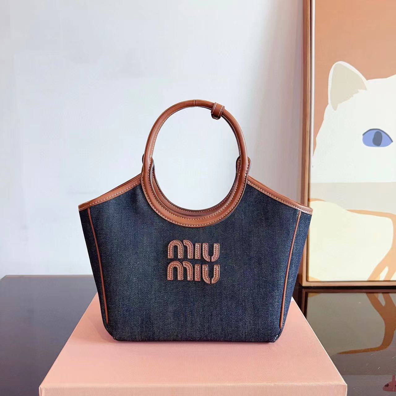 M1UM1U キャンバストートバッグ【50％割引+送料無料】