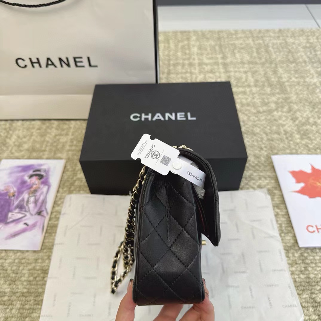 CHANE1 クラシック CF ショルダー クロスボディバッグ【50％割引+送料無料】