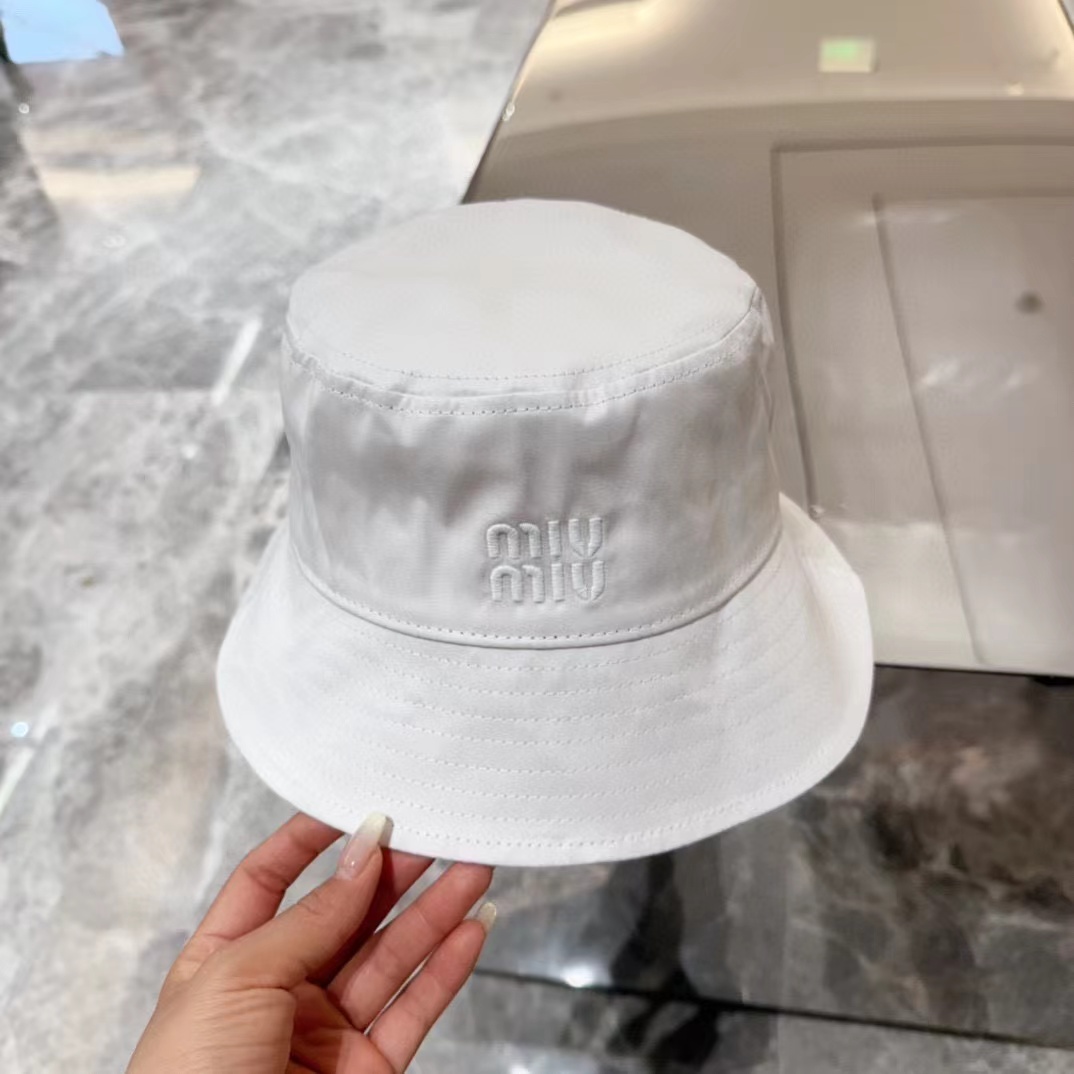 M1UM1U シンプルレターバケットハット【50%割引+送料無料】