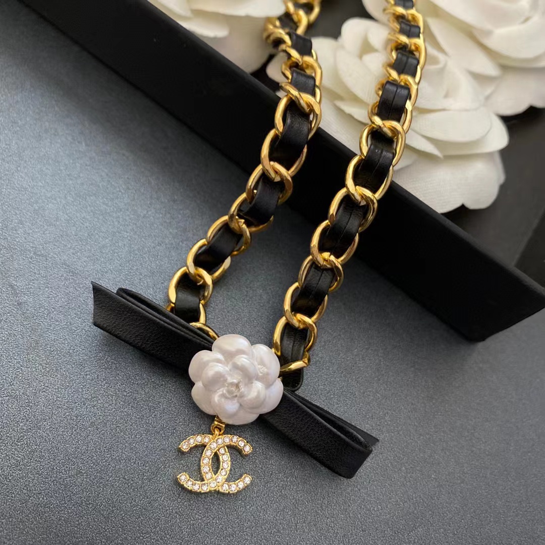 CHANE1 ダブルC カメリア ネックレス【50%割引+送料無料】