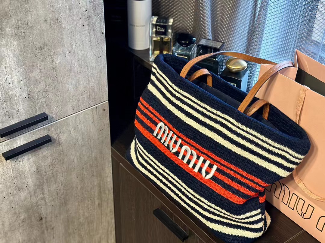 M1UM1U ビーチ刺繍レターショッピングバッグ【50％割引+送料無料】