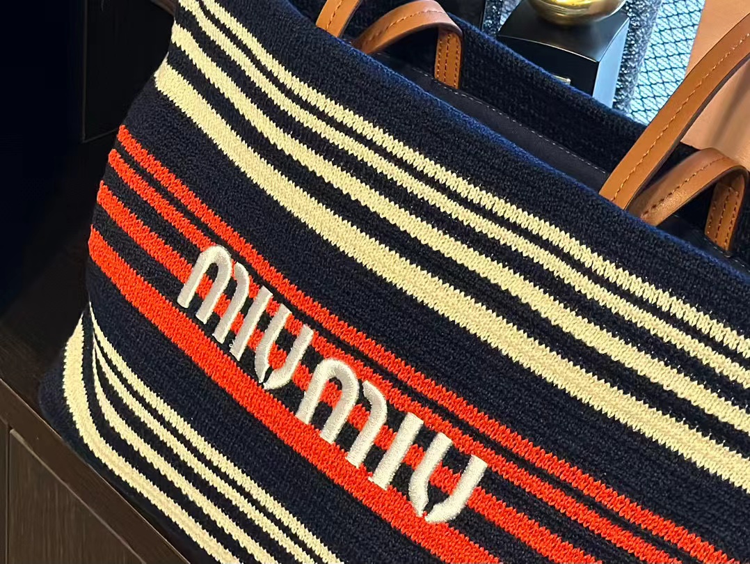 M1UM1U ビーチ刺繍レターショッピングバッグ【50％割引+送料無料】