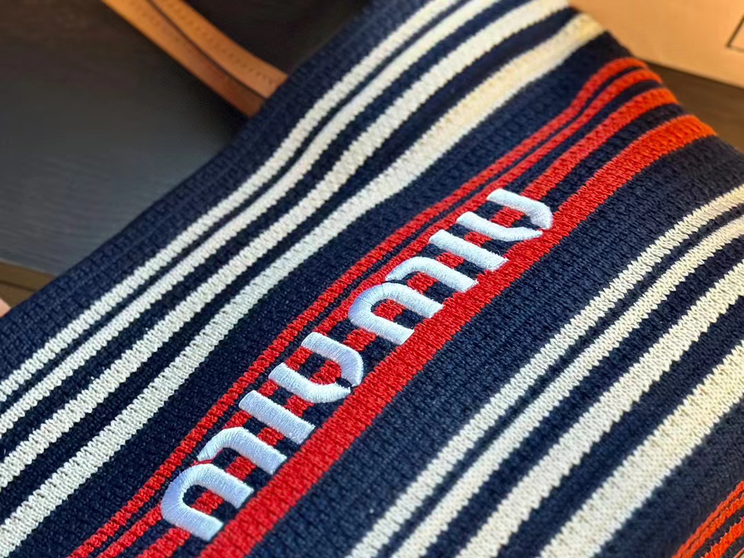 M1UM1U ビーチ刺繍レターショッピングバッグ【50％割引+送料無料】