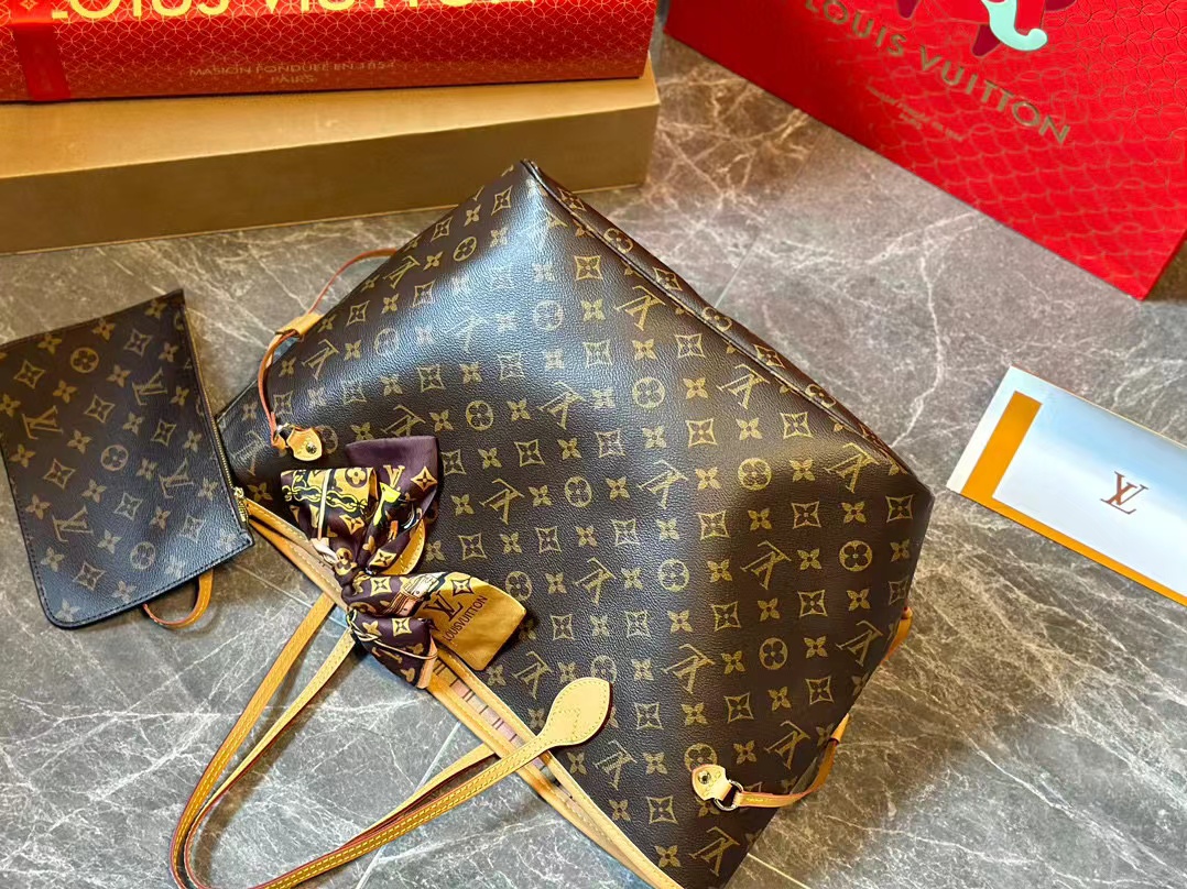 LV老眼ショッピングバッグ【50％割引+送料無料】