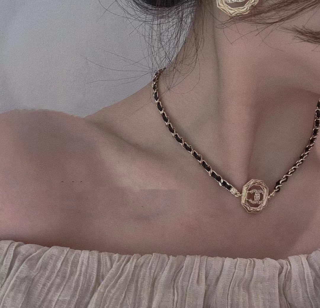 CHANE1 ラウンド ダブルC ネックレス【50%割引+送料無料】