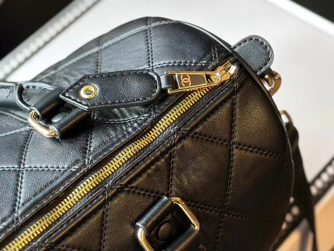 CHANE1 vintage ハンドバッグ【50％割引+送料無料】