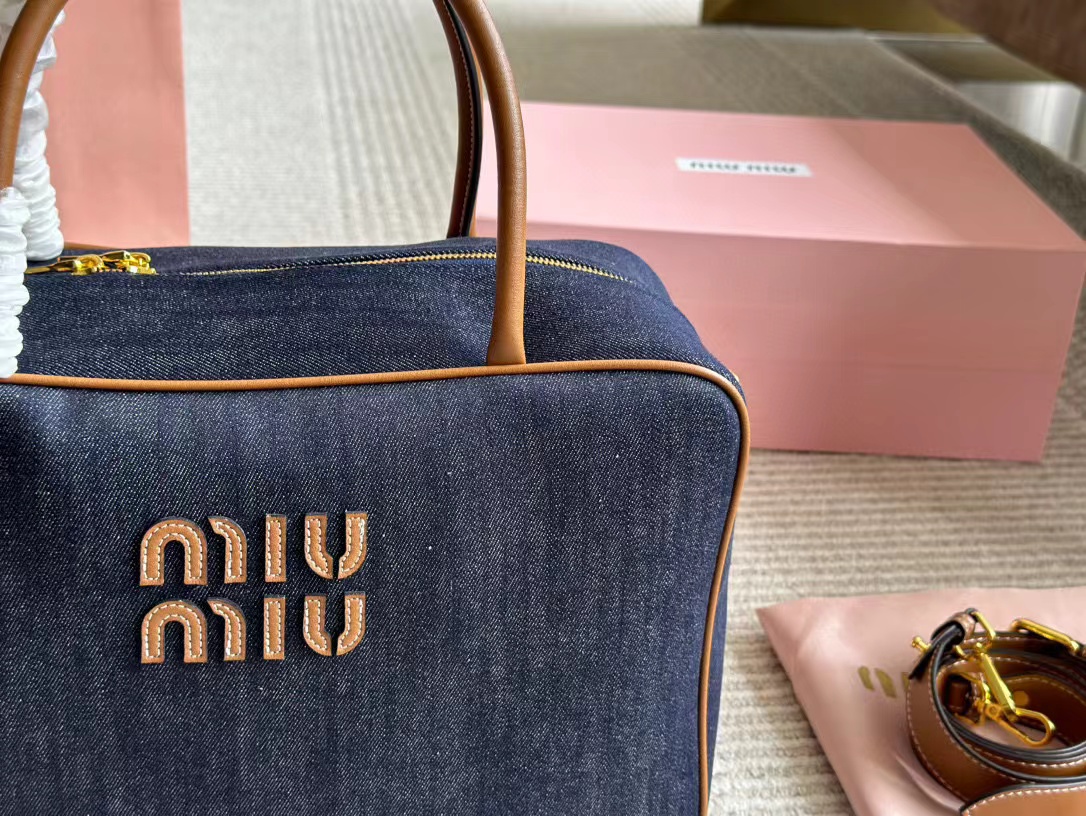 M1UM1U ボウリング ハンドバッグ【50％割引+送料無料】