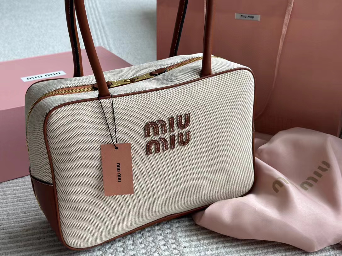 M1UM1U キャンバス ボウリング ハンドバッグ【50％割引+送料無料】