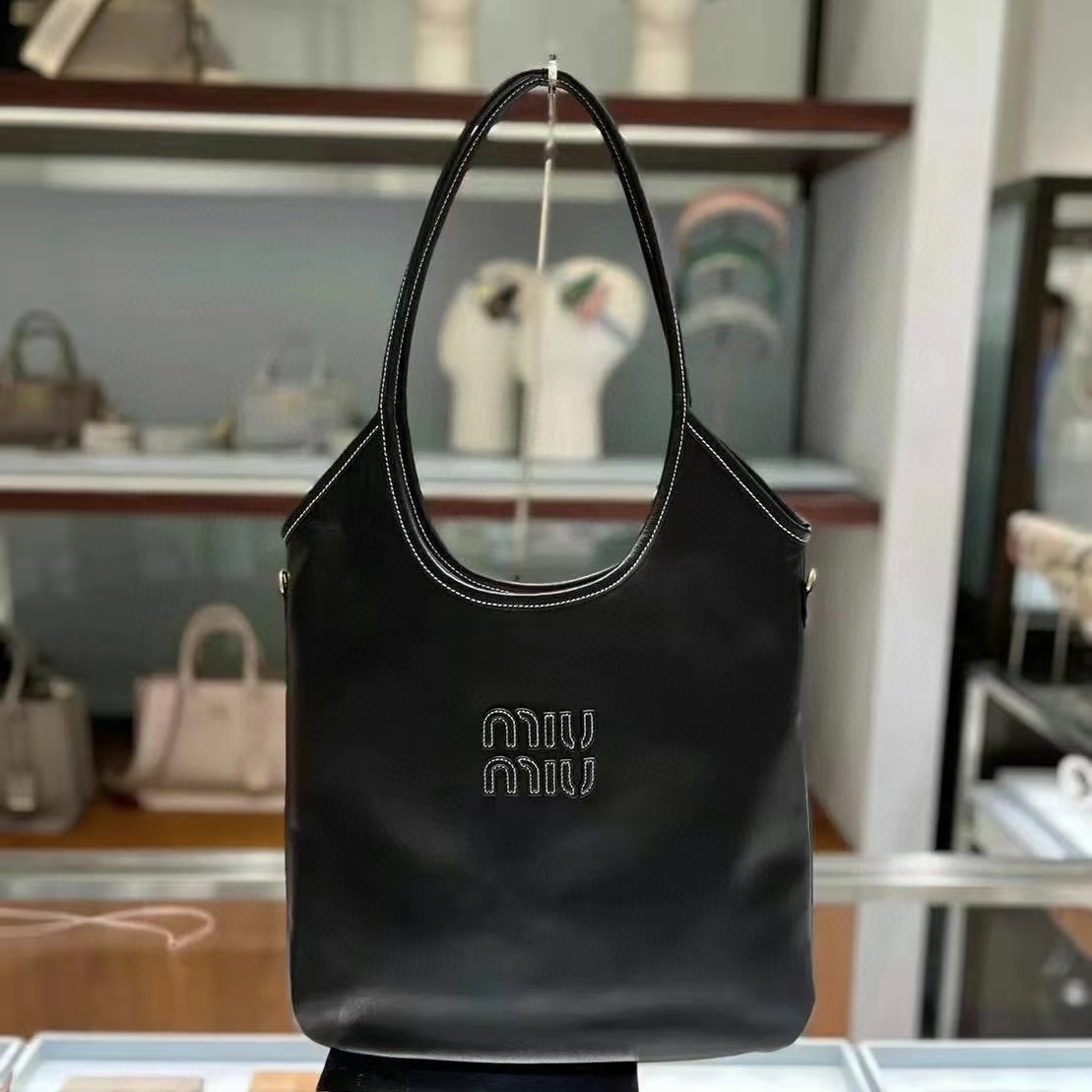 M1UM1U シンプルシープスキンショッピングバッグ【50％割引+送料無料】