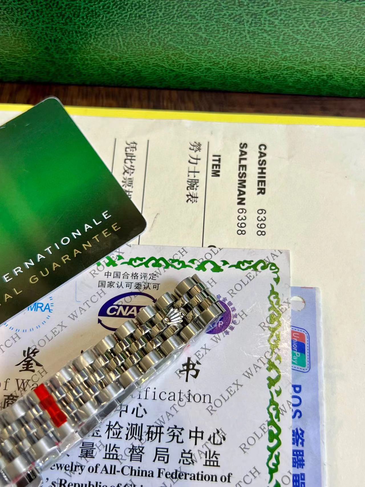 RO1EX スチールバンドのレディース腕時計【50%割引+送料無料】