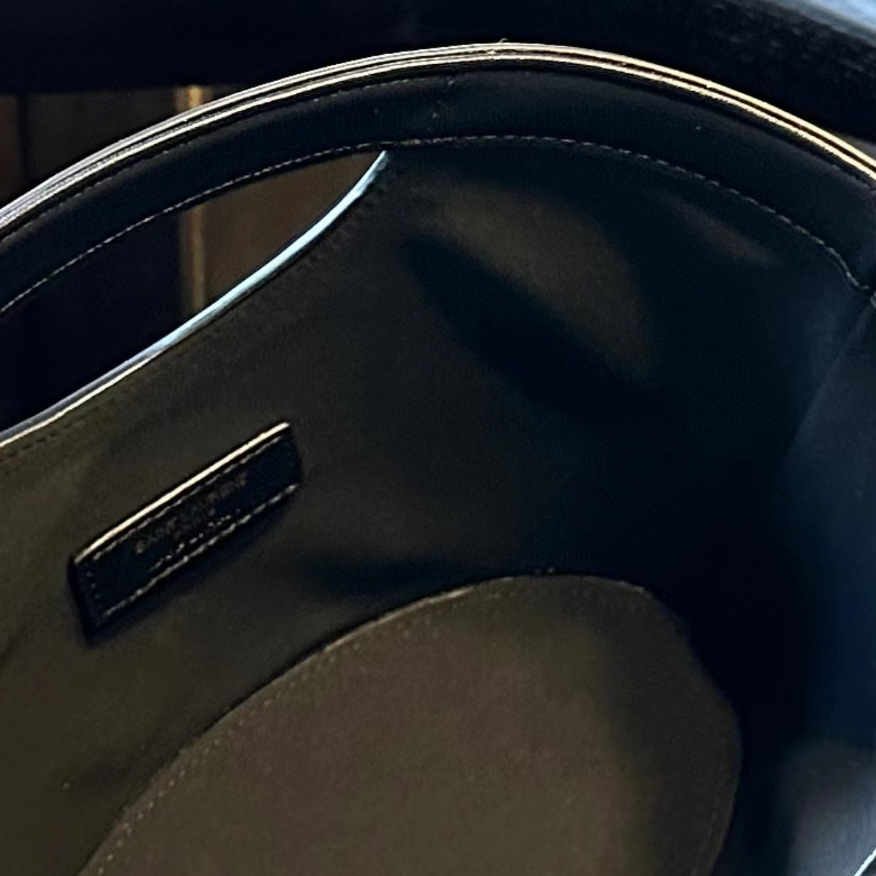 YSL leather2-in-1 バケットバッグ【50％割引+送料無料】