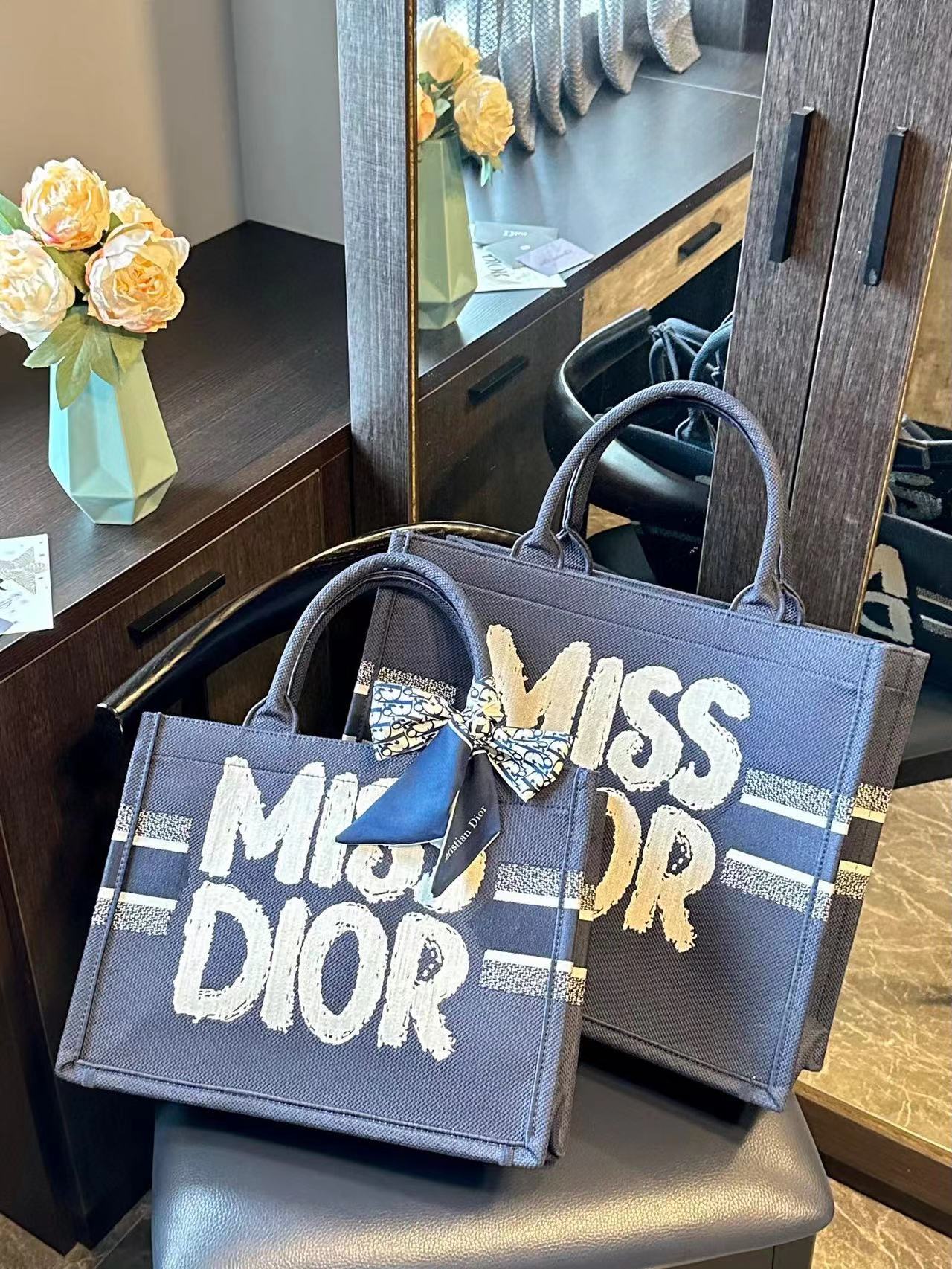 DI0R MISS ショッピングバッグ【50％割引+送料無料】
