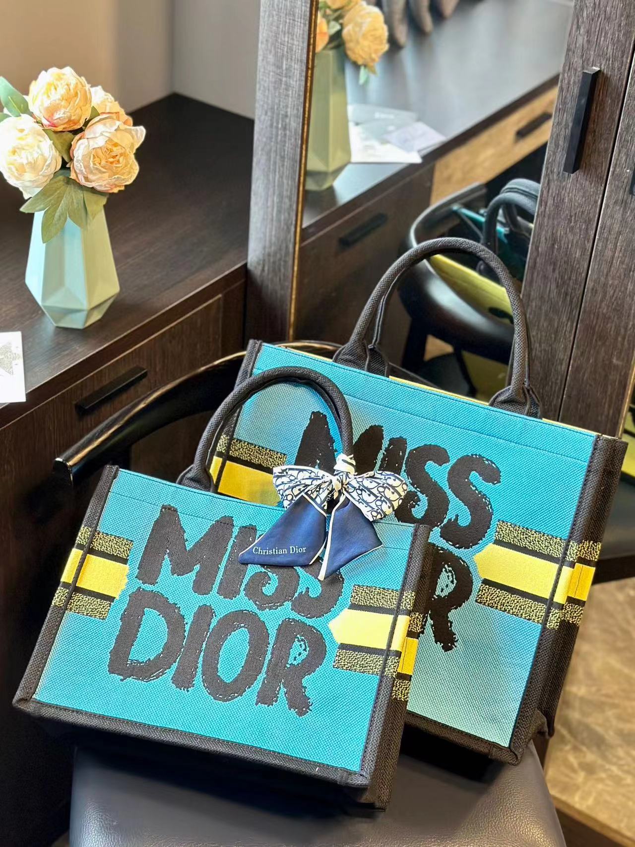 DI0R MISS ショッピングバッグ【50％割引+送料無料】