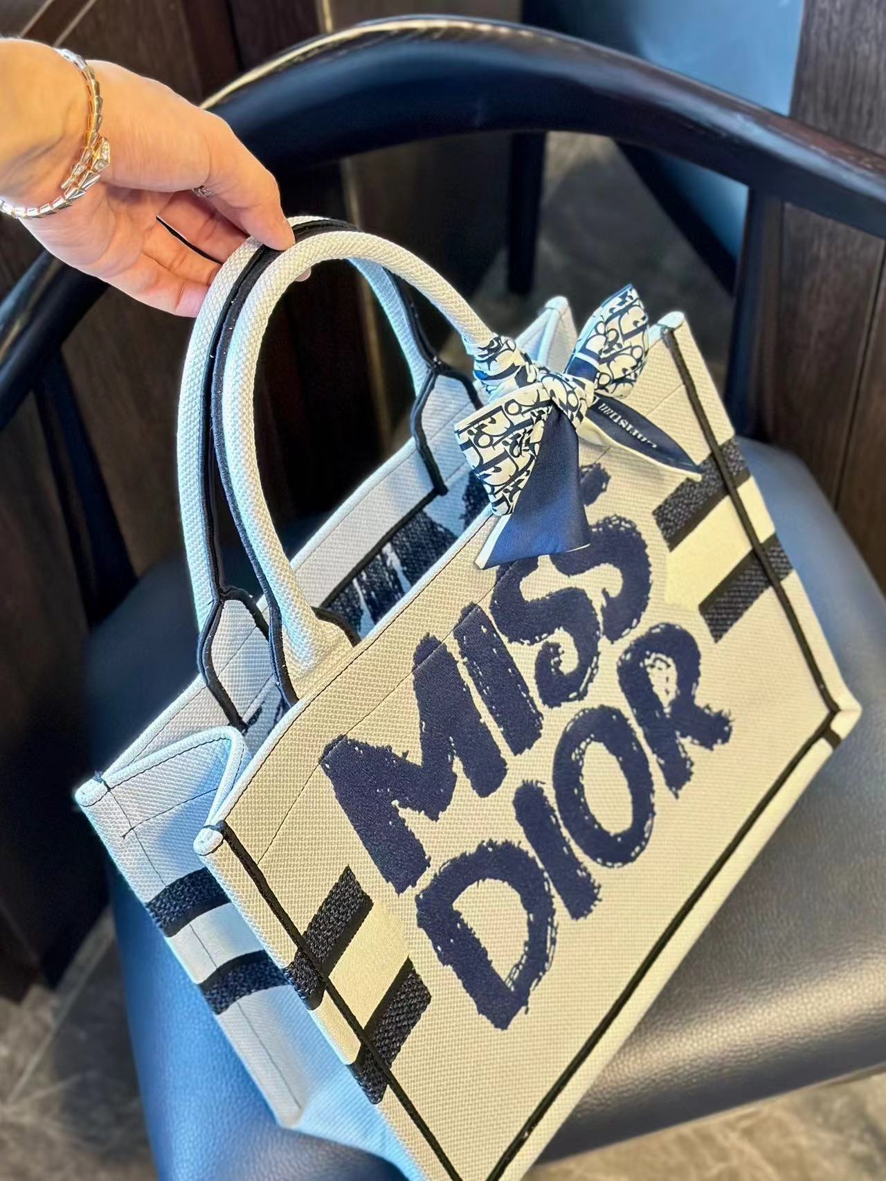 DI0R MISS ショッピングバッグ【50％割引+送料無料】