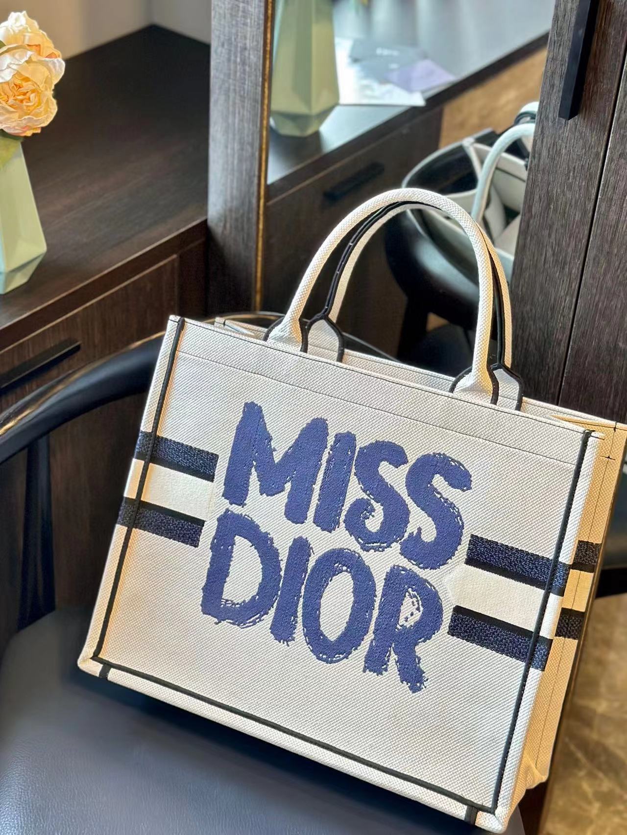 DI0R MISS ショッピングバッグ【50％割引+送料無料】
