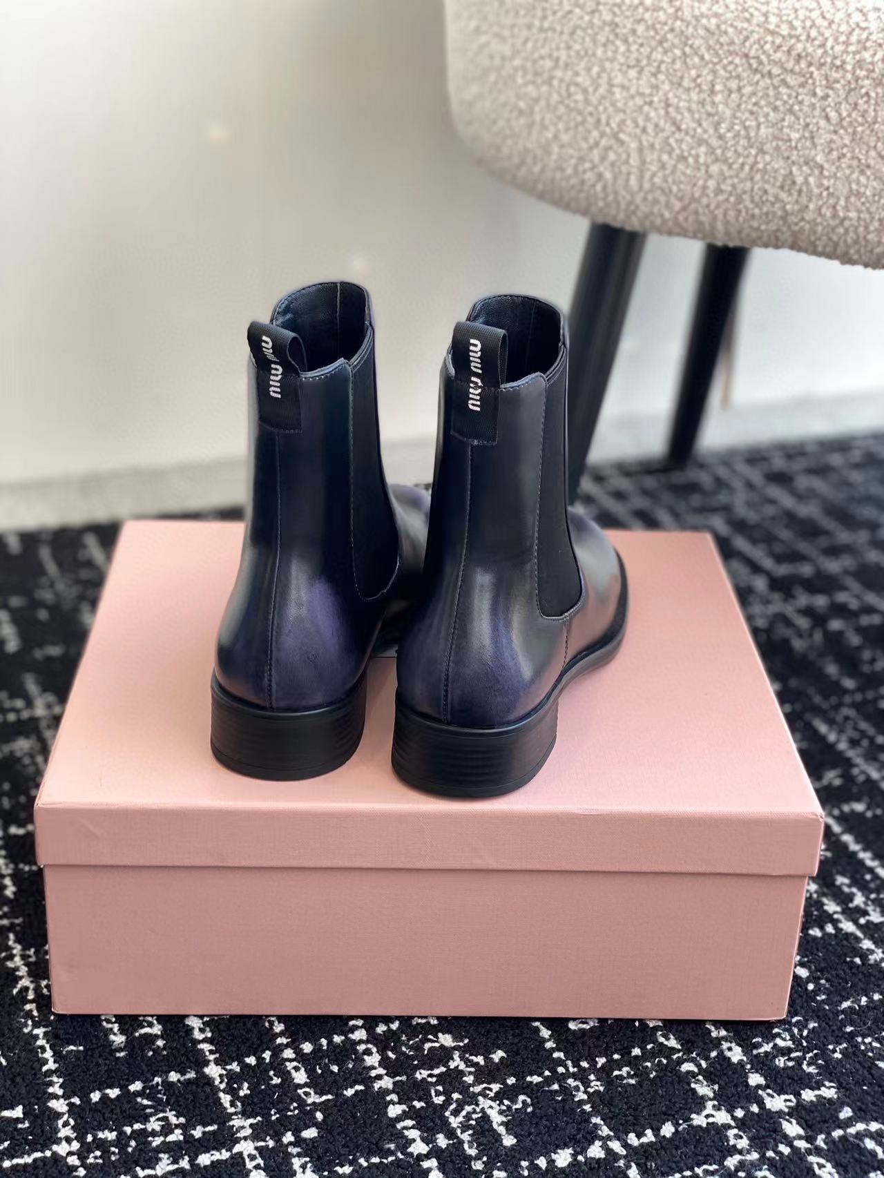 M1UM1U 高品質シンプルショートブーツ【50％割引+送料無料】