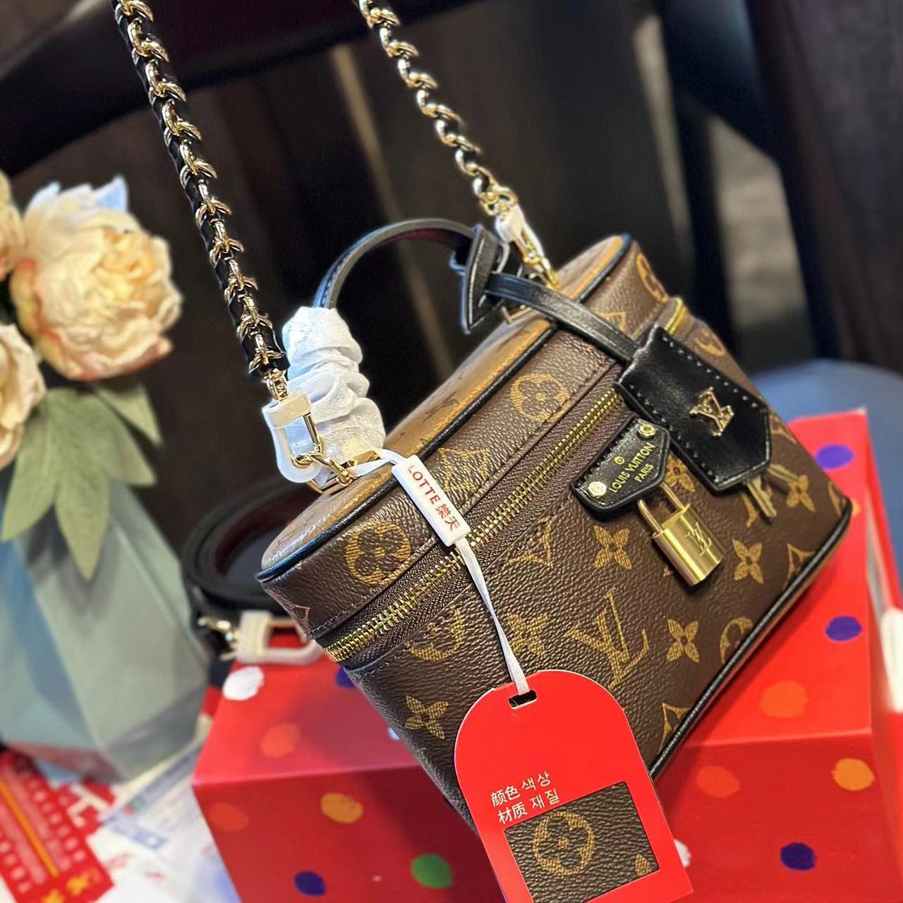 LV vanity コスメケース【 50％割引+送料無料】