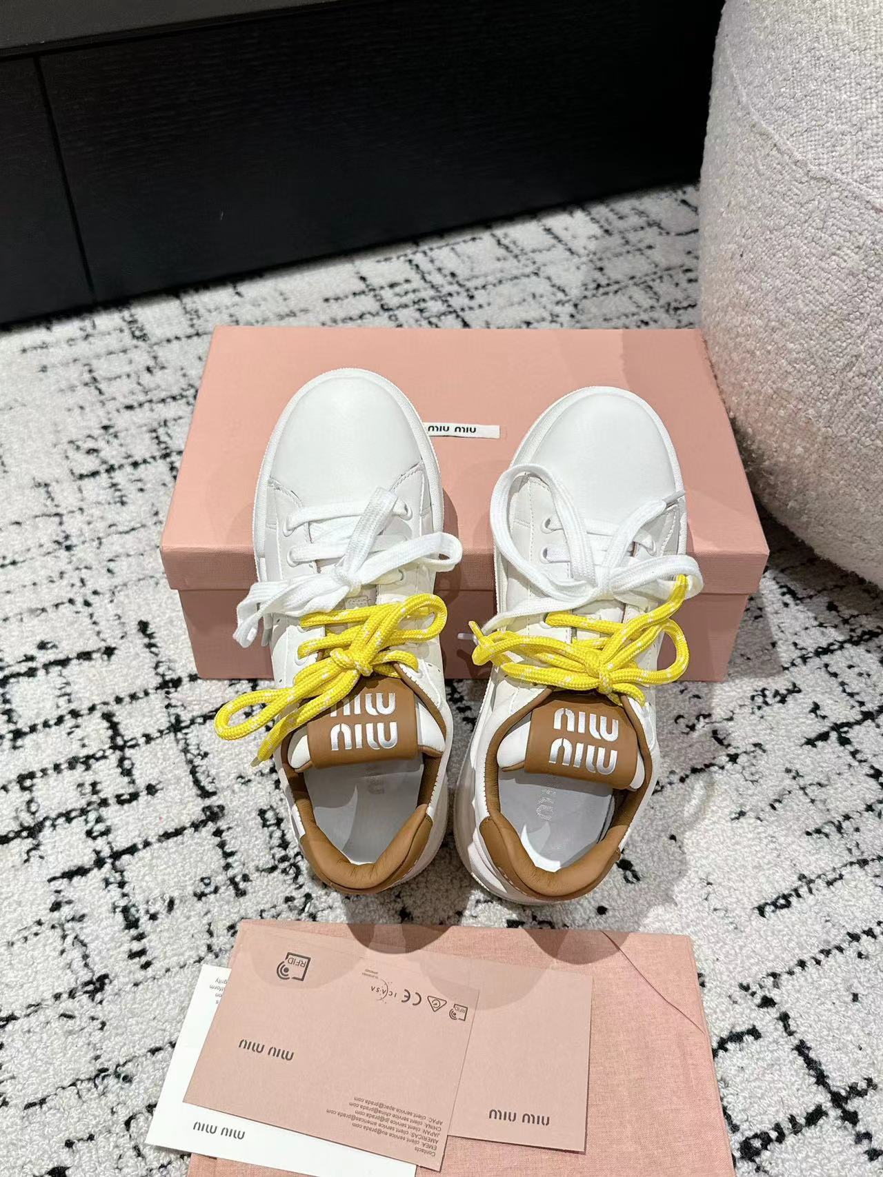 M1UM1U 高品質レースアップカラーブロックカジュアルシューズ【50％割引+送料無料】