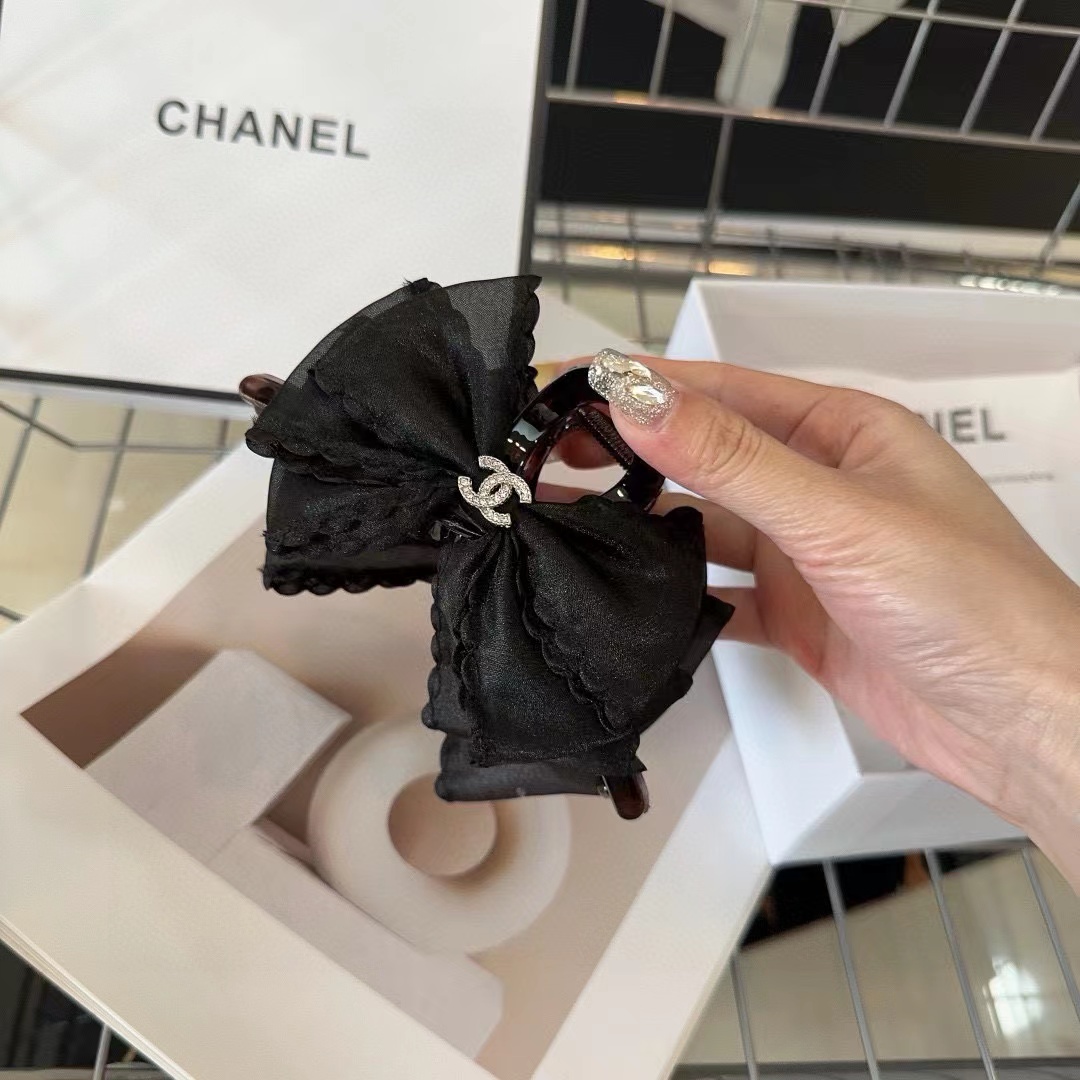 CHANE1 ダブルCロゴリボンヘアクリップ【50％割引+送料無料】