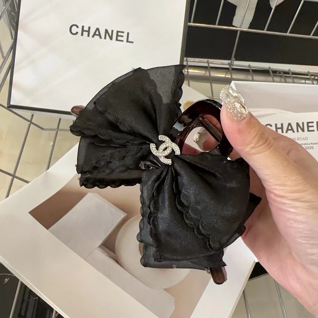 CHANE1 ダブルCロゴリボンヘアクリップ【50％割引+送料無料】