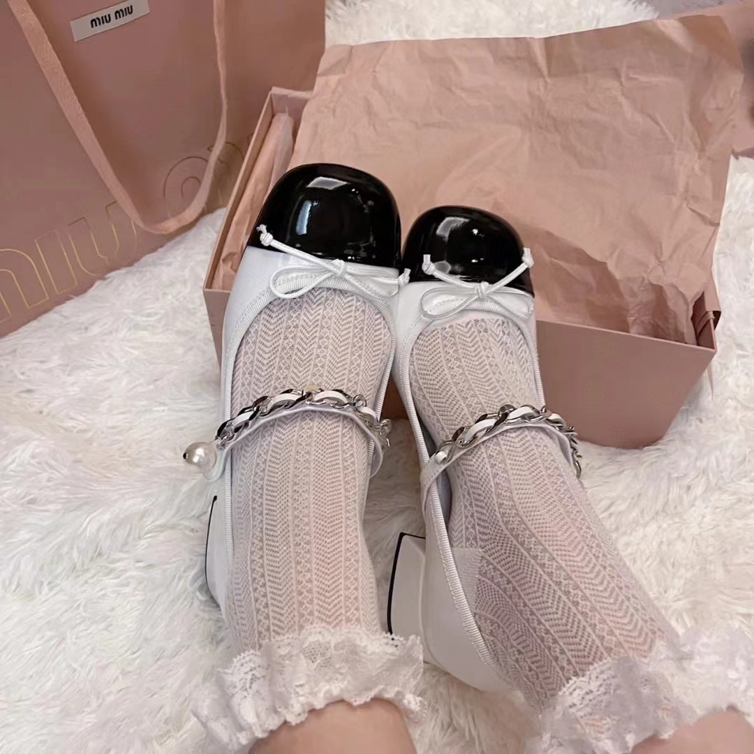 M1UM1U高品質メリージェーンシューズ【50％割引+送料無料】