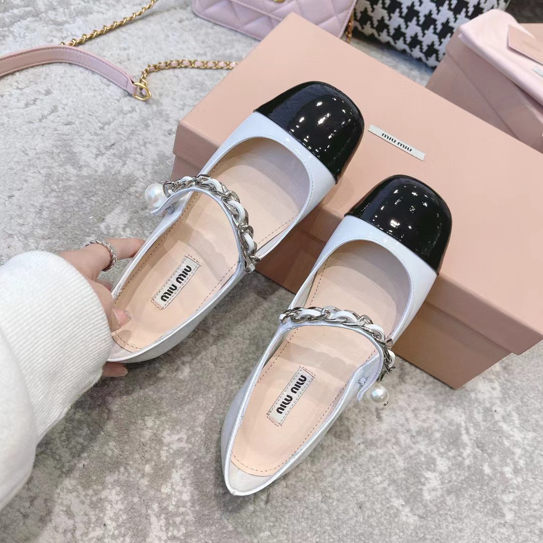 M1UM1U 高品質フラットシューズ【50%割引+送料無料】