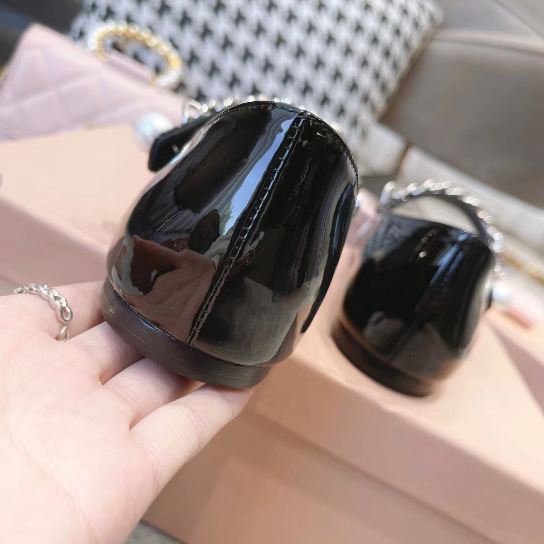 M1UM1U 高品質フラットシューズ【50%割引+送料無料】