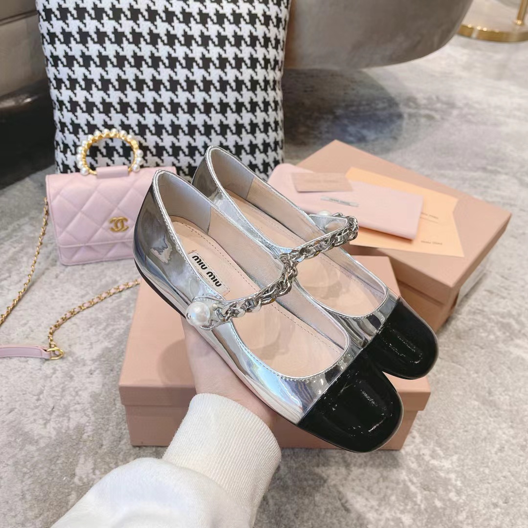 M1UM1U 高品質フラットシューズ【50%割引+送料無料】