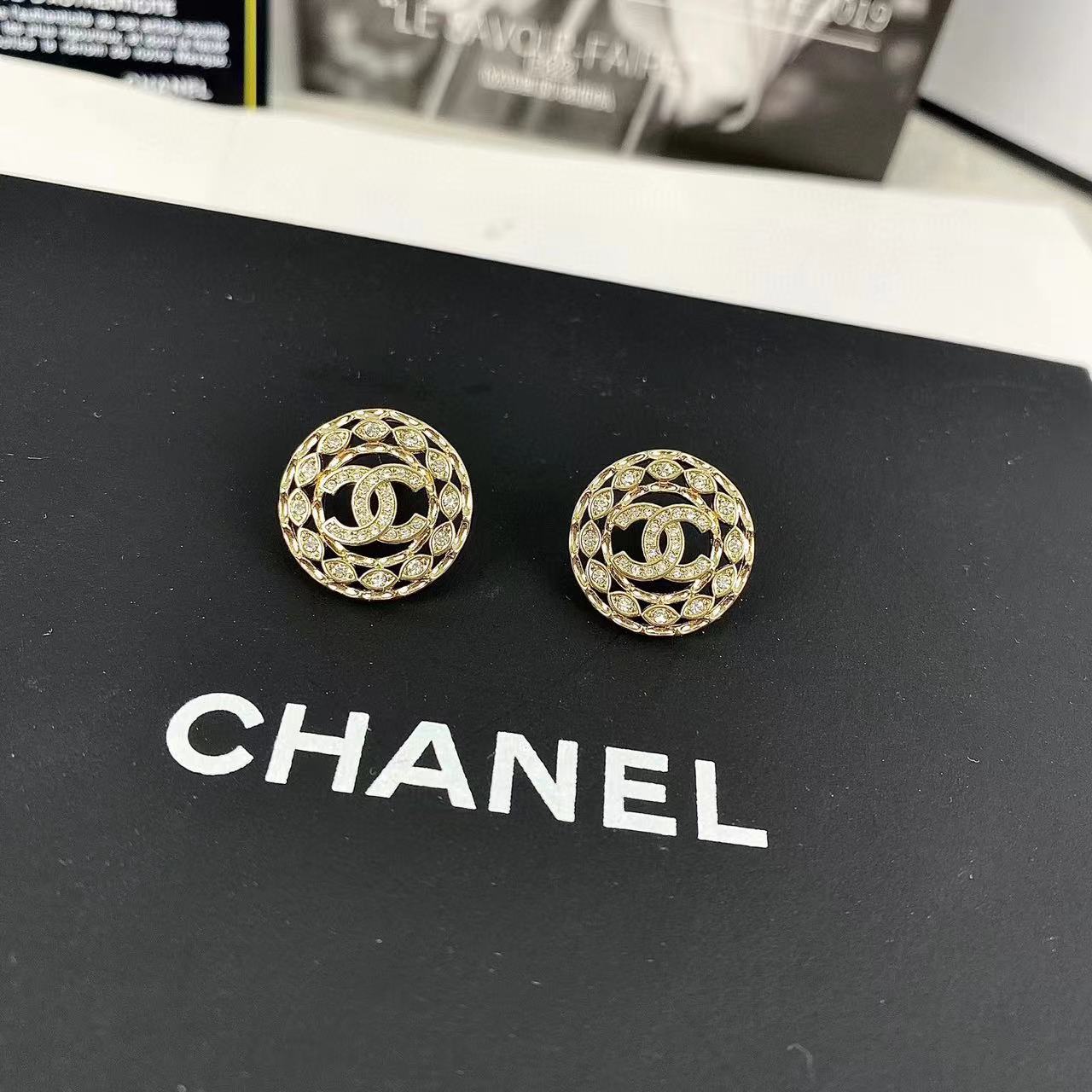CHANE1 中空ダブル C ラウンド スタッド ピアス【50％割引+送料無料】