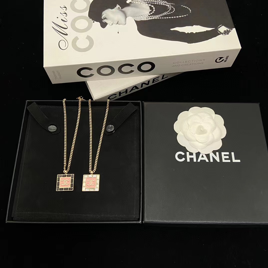 CHANE1 ボウ ダブル C ダイヤモンド ネックレス【50％割引+送料無料】