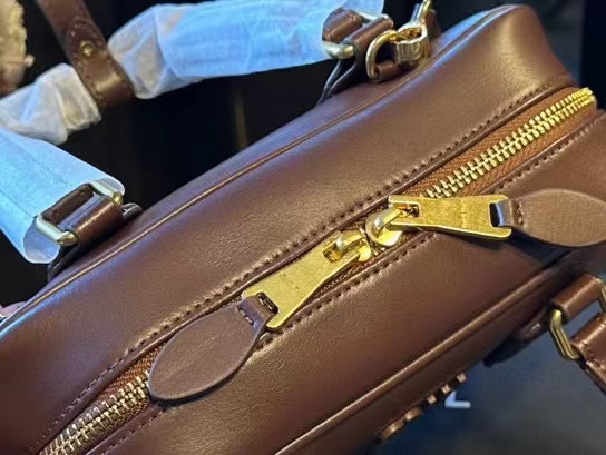 M1UM1U ブラウン ボウリング ハンドバッグ【50％割引+送料無料】