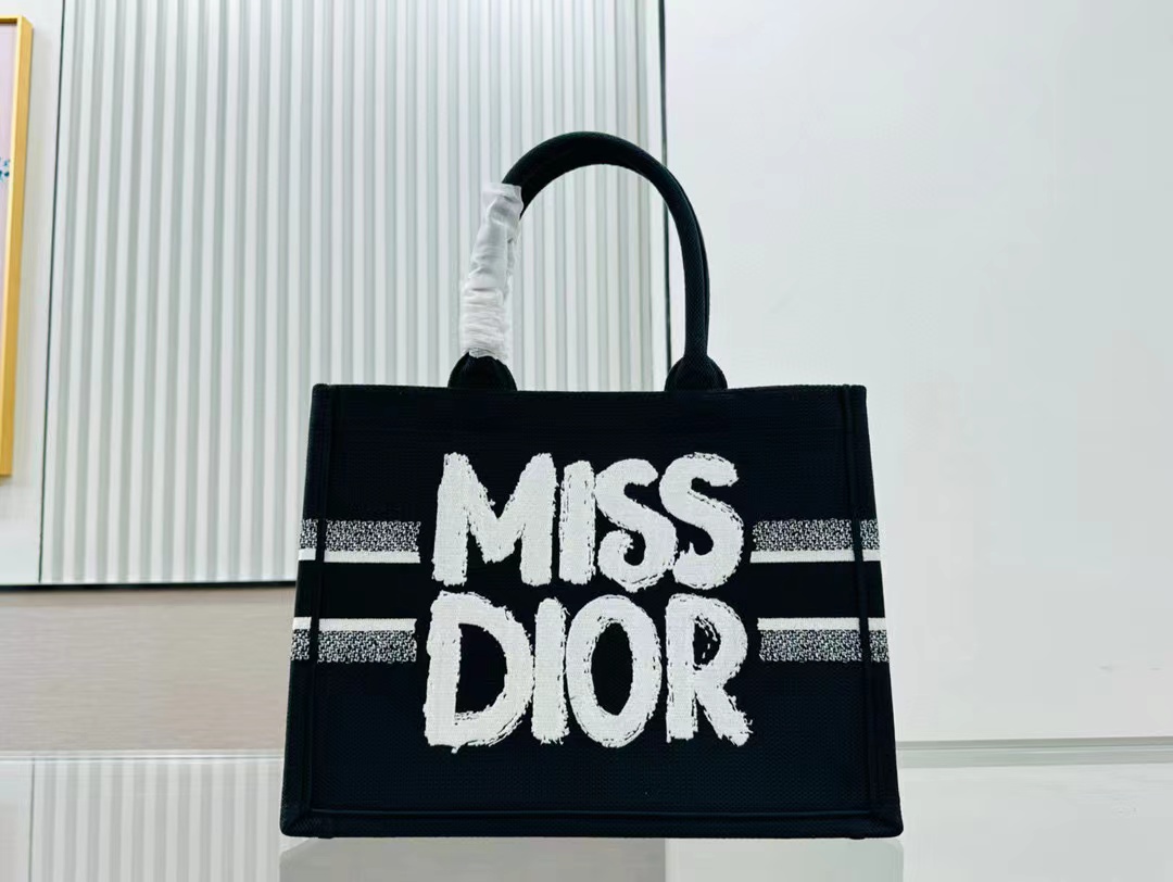 DI0R Book toteハンドバッグ【50％割引+送料無料】