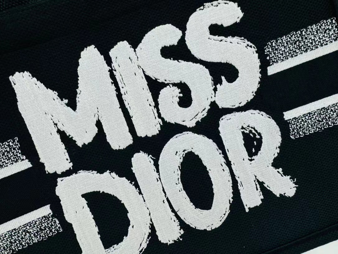 DI0R Book toteハンドバッグ【50%割引+送料無料】