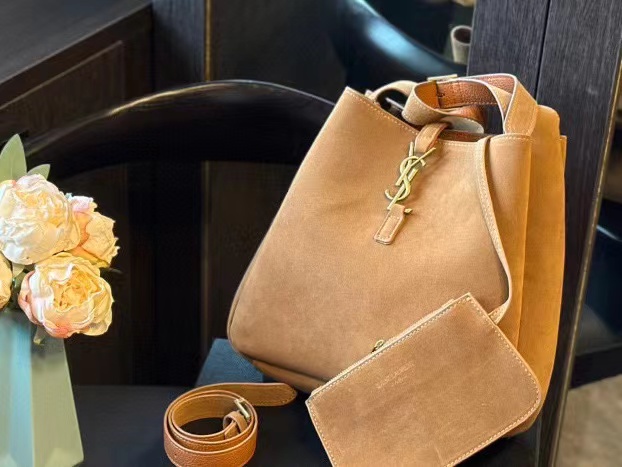 YSL hobo ディアスキン脇バッグ【50％割引+送料無料】