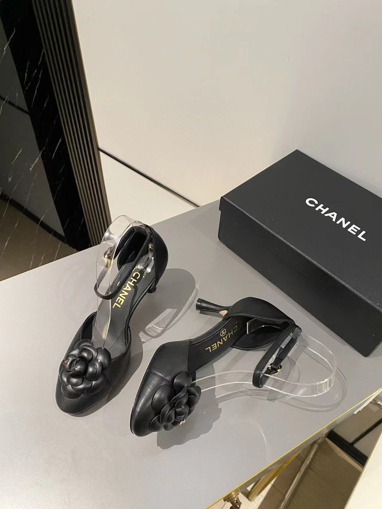 CHANE1 高品質カメリアハイヒールサンダル【50％割引+送料無料】