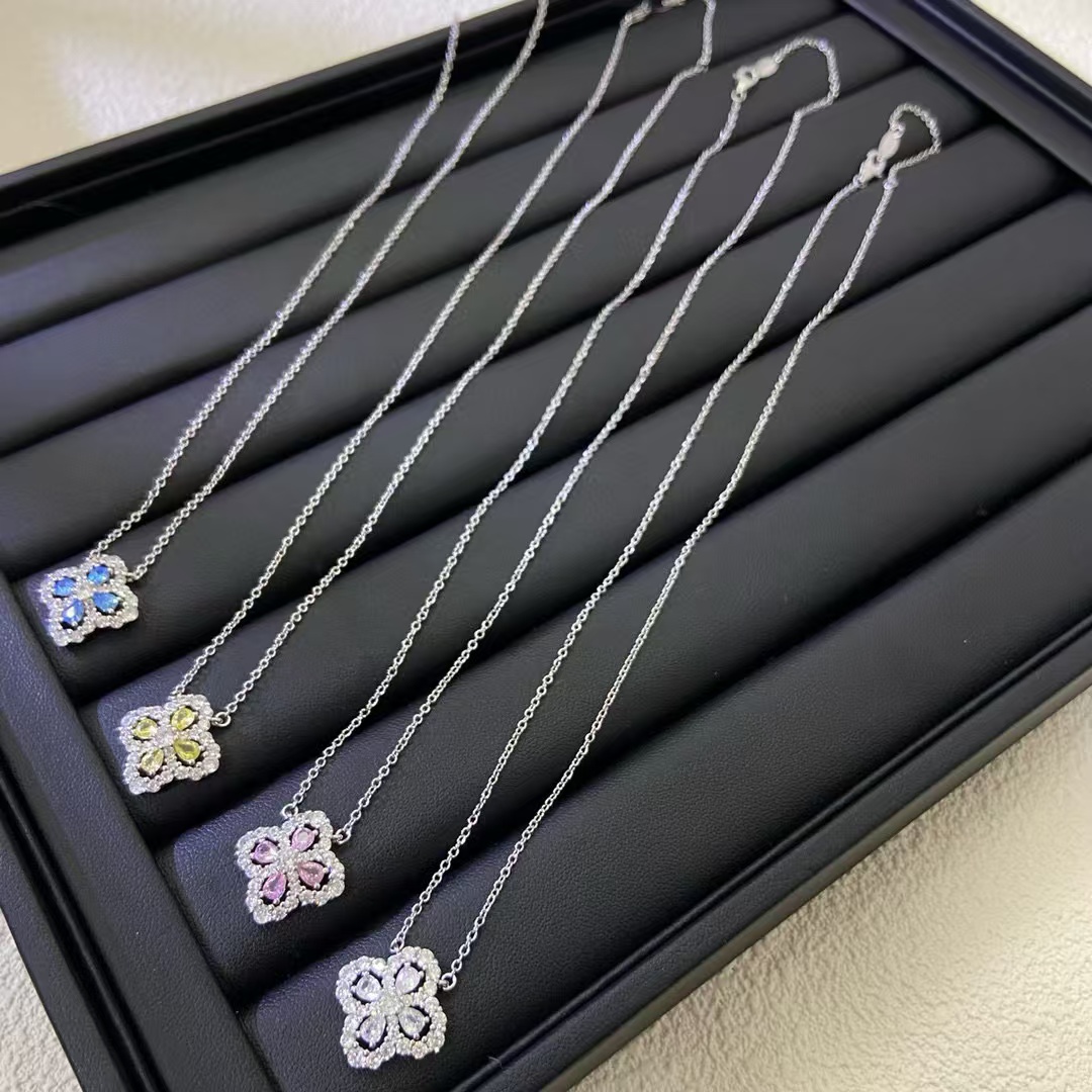 Harry Winst0nダイヤモンド四つ葉のクローバーネックレス【50％割引+送料無料】