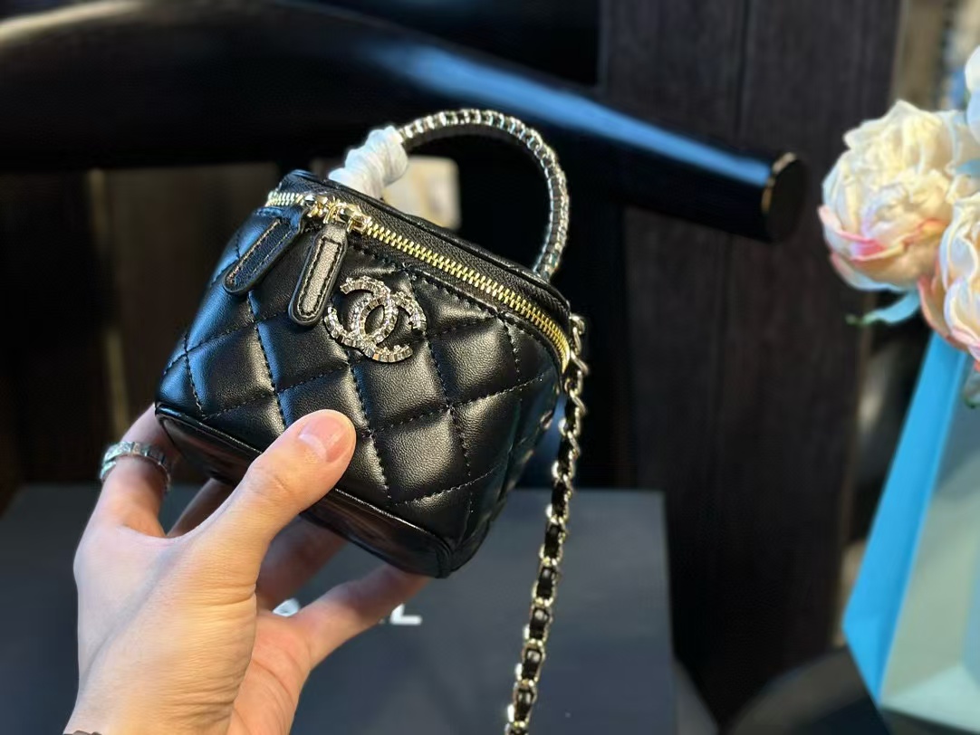 CHANE1 24B ダイヤモンドハンドル ショルダー クロスボディバッグ【50％割引+送料無料】
