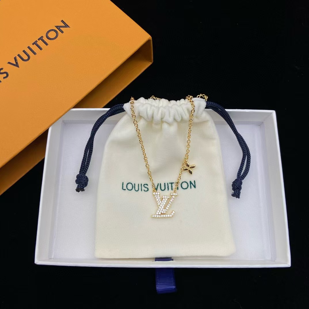 LV ダイヤモンド レター ネックレス【50％割引+送料無料】