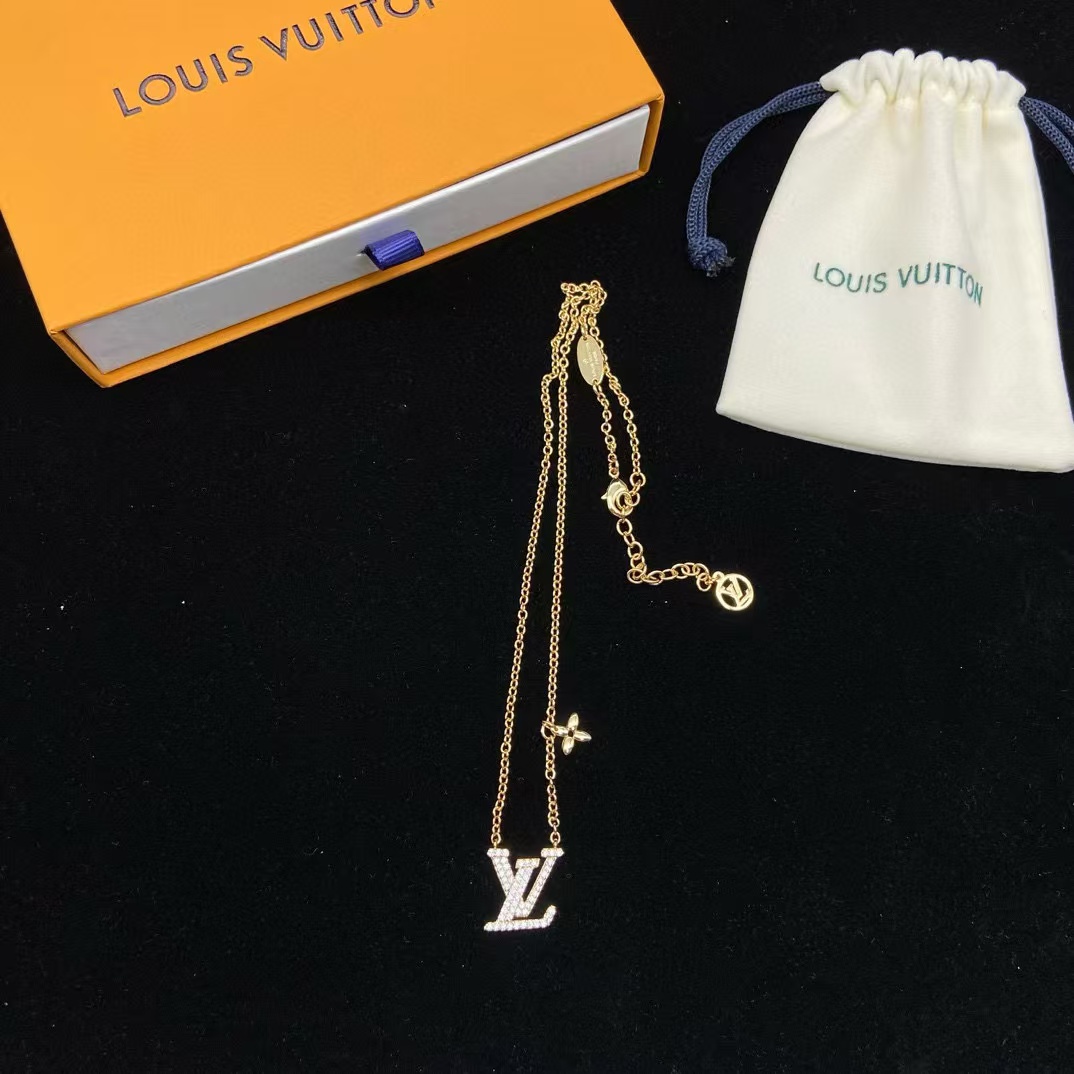 LV ダイヤモンド レター ネックレス【50％割引+送料無料】