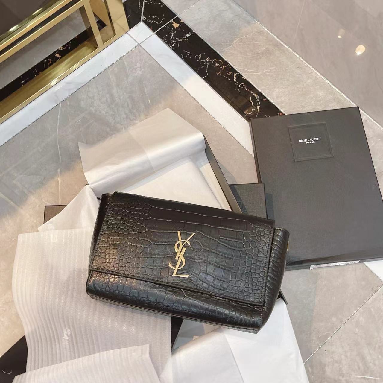 YSL チェーン脇下バッグ【50％割引+送料無料】
