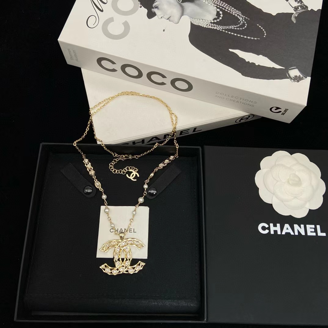 CHANE1 ダブルC中空ダイヤモンドパールネックレス【50％割引+送料無料】