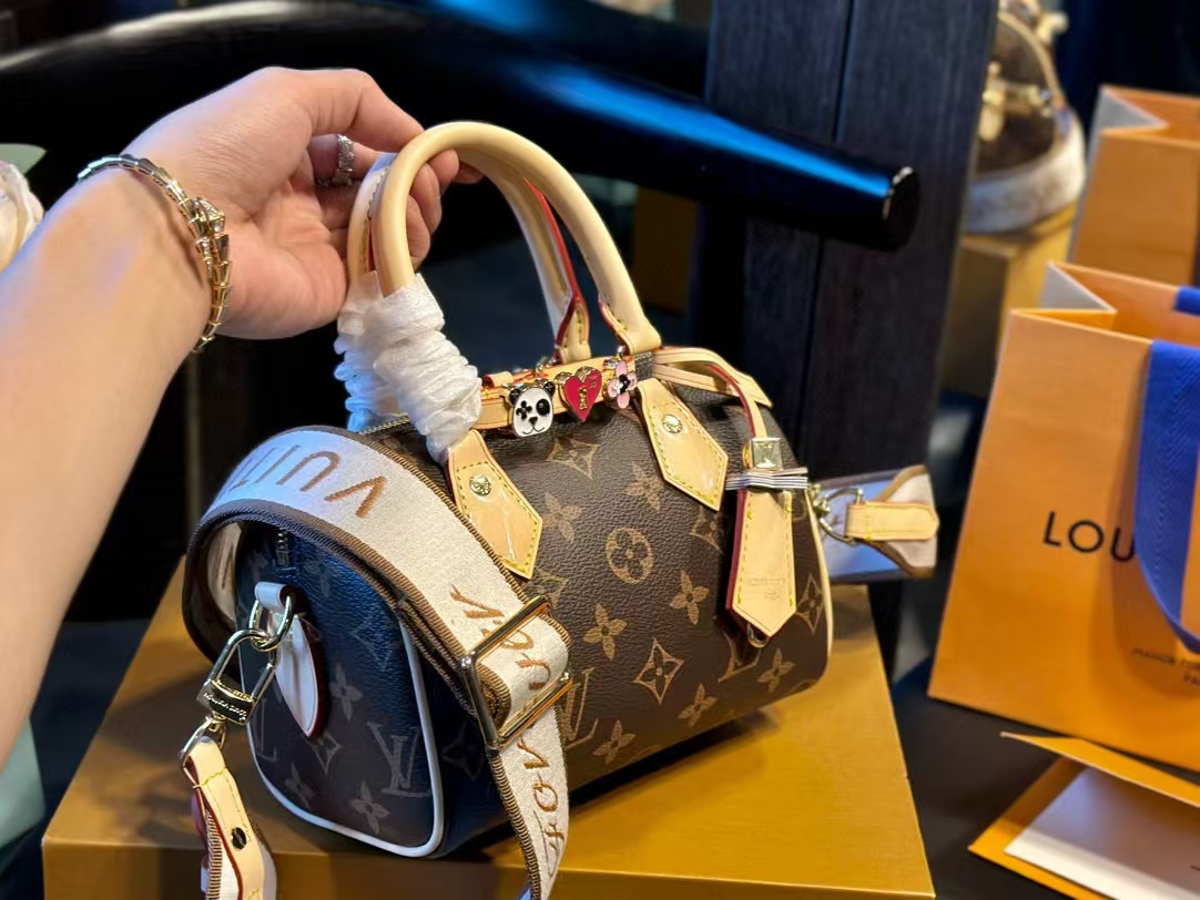 LV老眼ハンドバッグ【50％割引+送料無料】